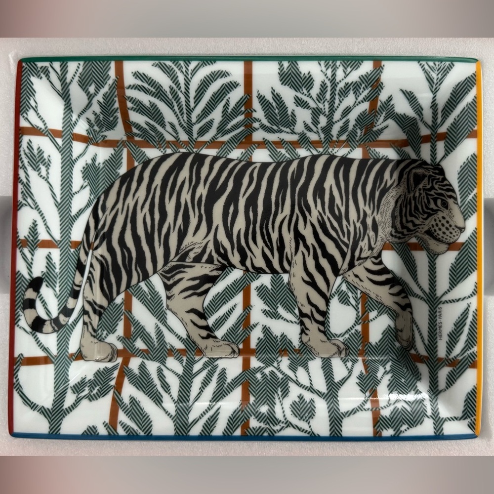 Hermes Tigre Altai Porcelain Change Tray, New in Box